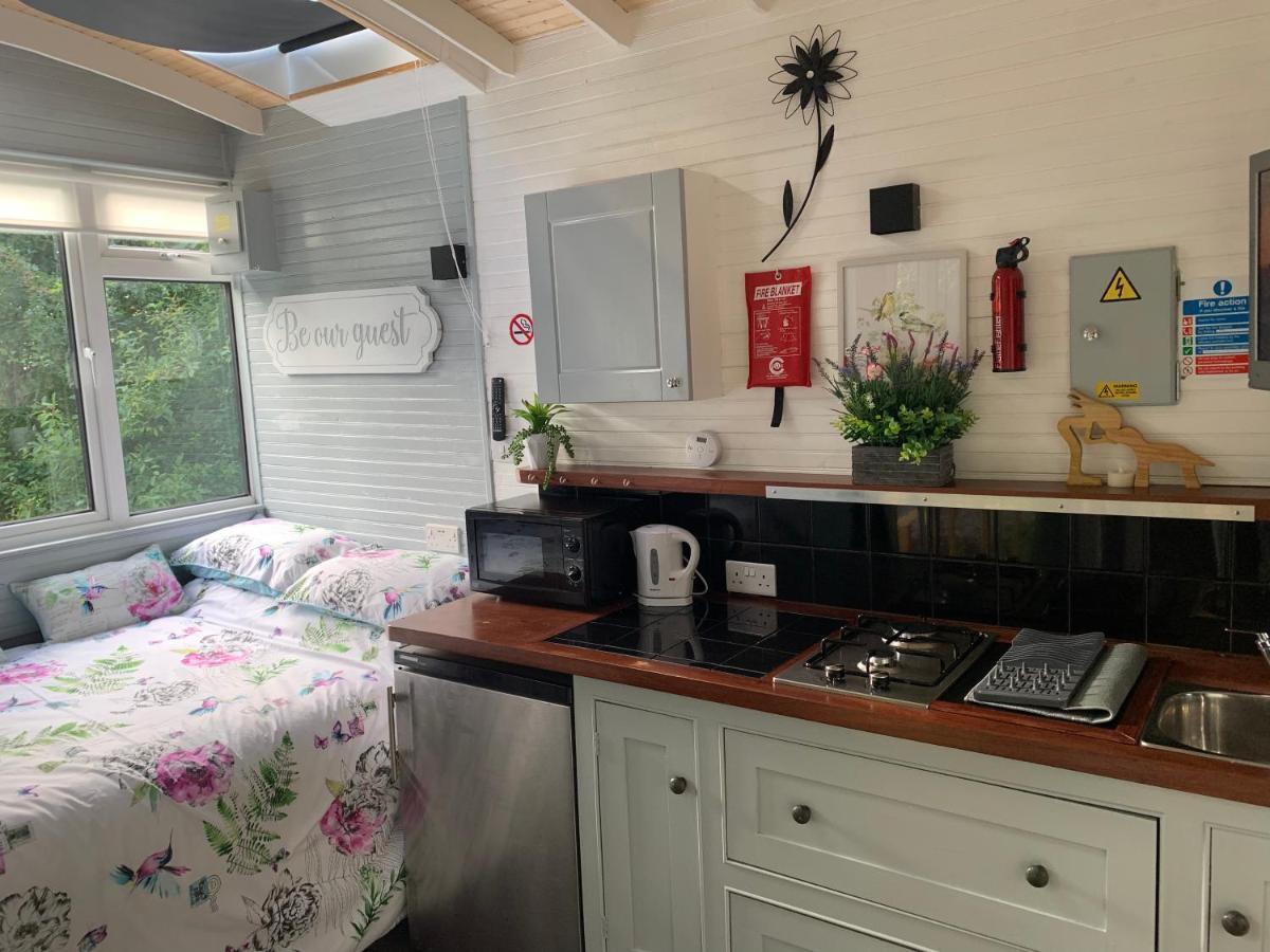 Shepherds Hut Bath Wick  Eksteriør bilde